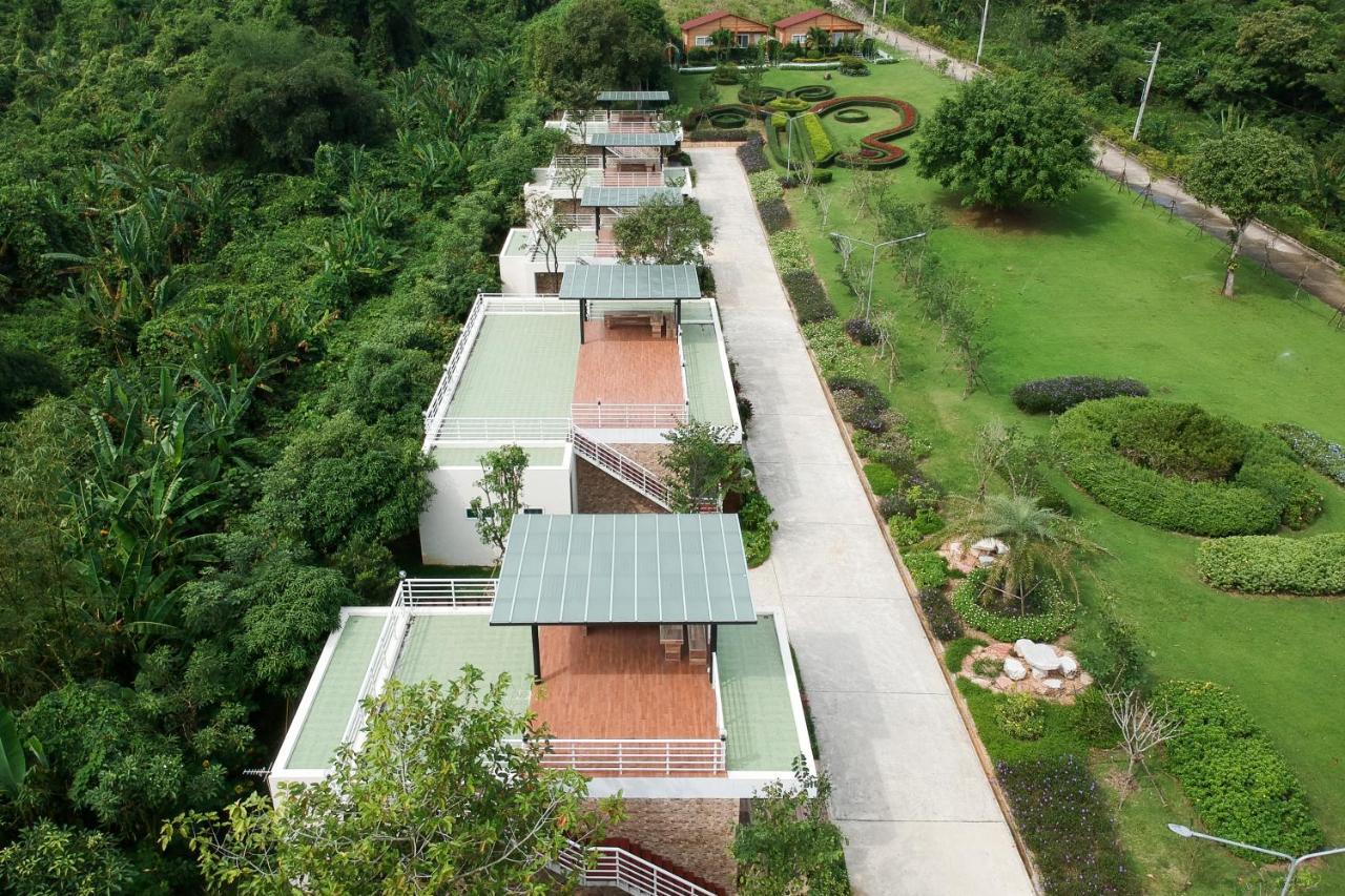 Ravin Home ราวินโฮม Nakhon Nayok Exterior foto