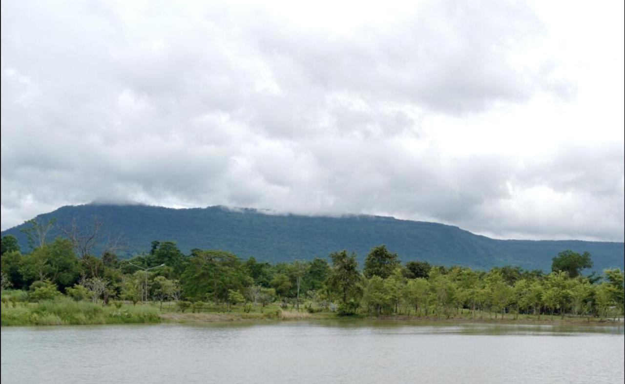Ravin Home ราวินโฮม Nakhon Nayok Exterior foto